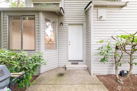 15307 15th Avenue NE Shoreline WA 98155