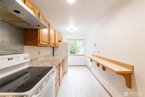 15307 15th Avenue NE Shoreline WA 98155