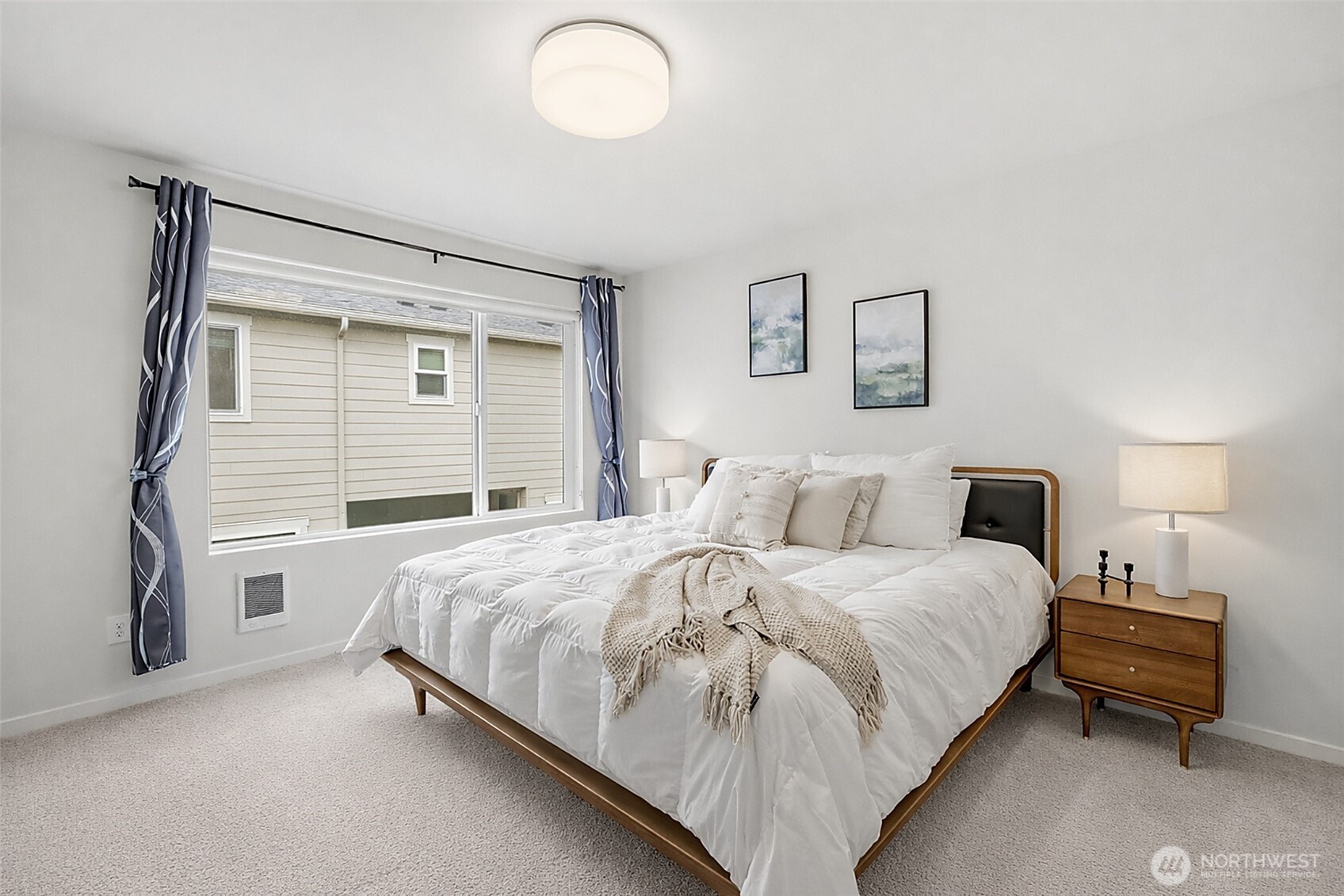 13706 Manor Way Lynnwood WA 98087