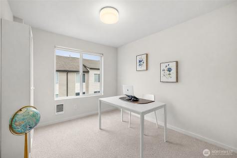 13706 Manor Way Lynnwood WA 98087