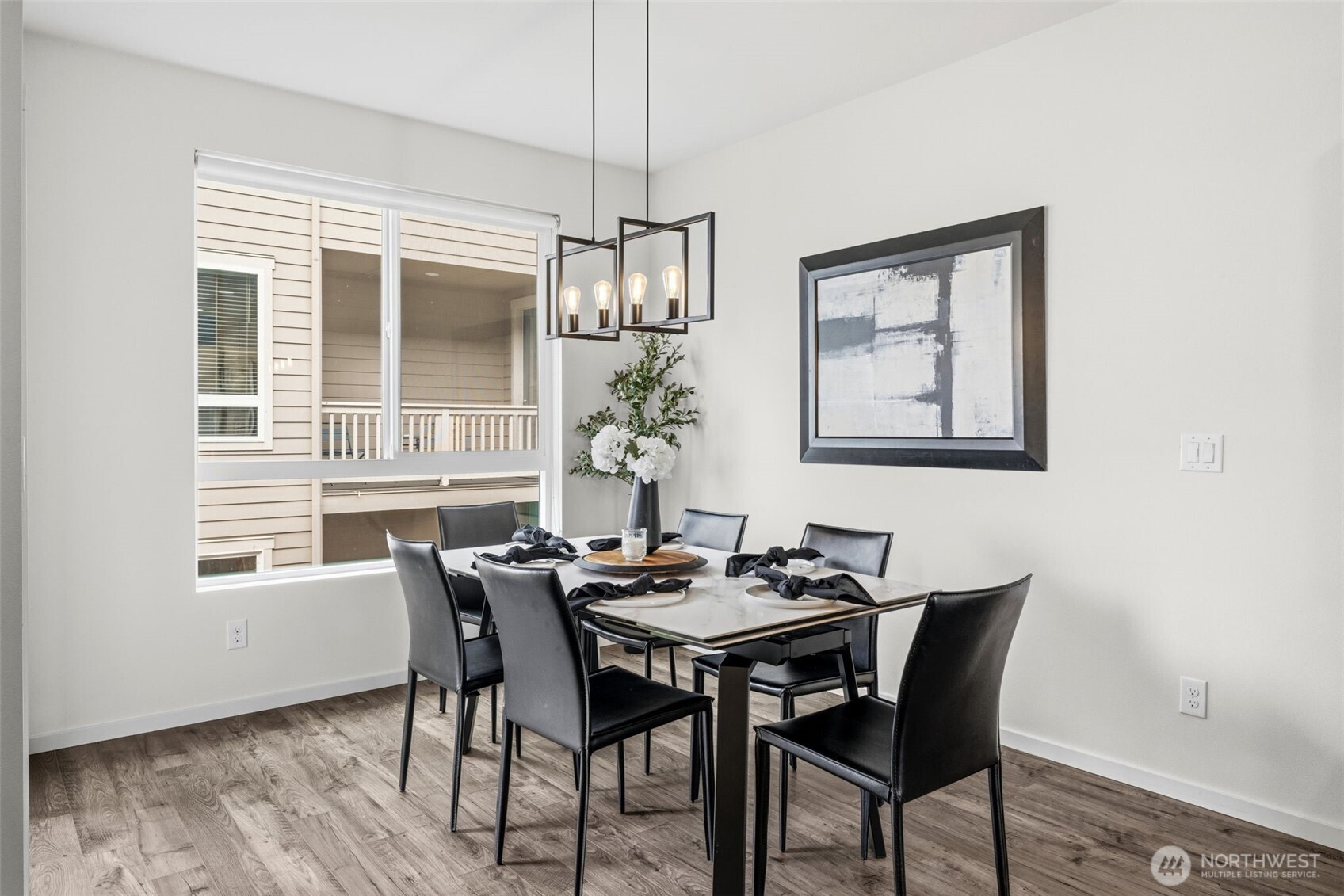 13706 Manor Way Lynnwood WA 98087