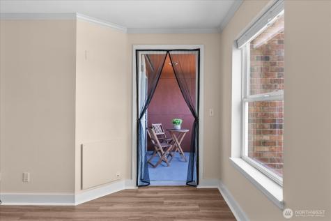 1417 Queen Anne Avenue N Seattle WA 98109
