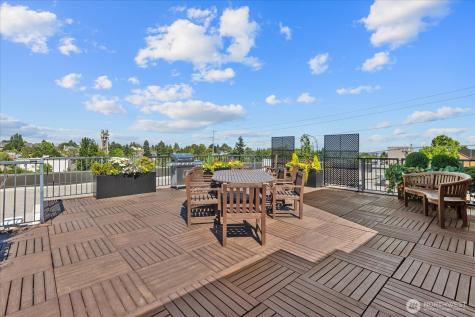 1417 Queen Anne Avenue N Seattle WA 98109