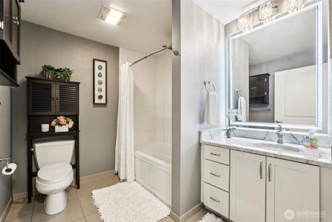 11060 NE 33rd Place Bellevue WA 98004