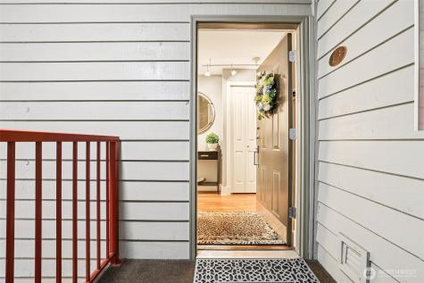 11060 NE 33rd Place Bellevue WA 98004
