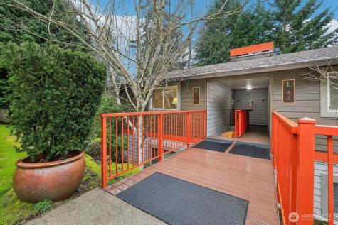 11060 NE 33rd Place Bellevue WA 98004