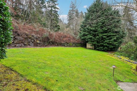 11060 NE 33rd Place Bellevue WA 98004
