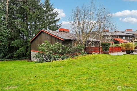 11060 NE 33rd Place Bellevue WA 98004
