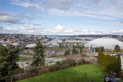 320 E 32nd Street Tacoma WA 98404