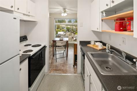 15156 65th Avenue S Tukwila WA 98188