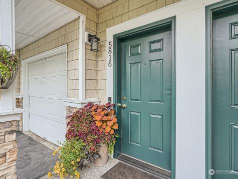 5816 234th Kent WA 98032