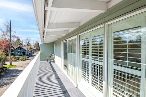 1302 N 6th Street Tacoma WA 98403