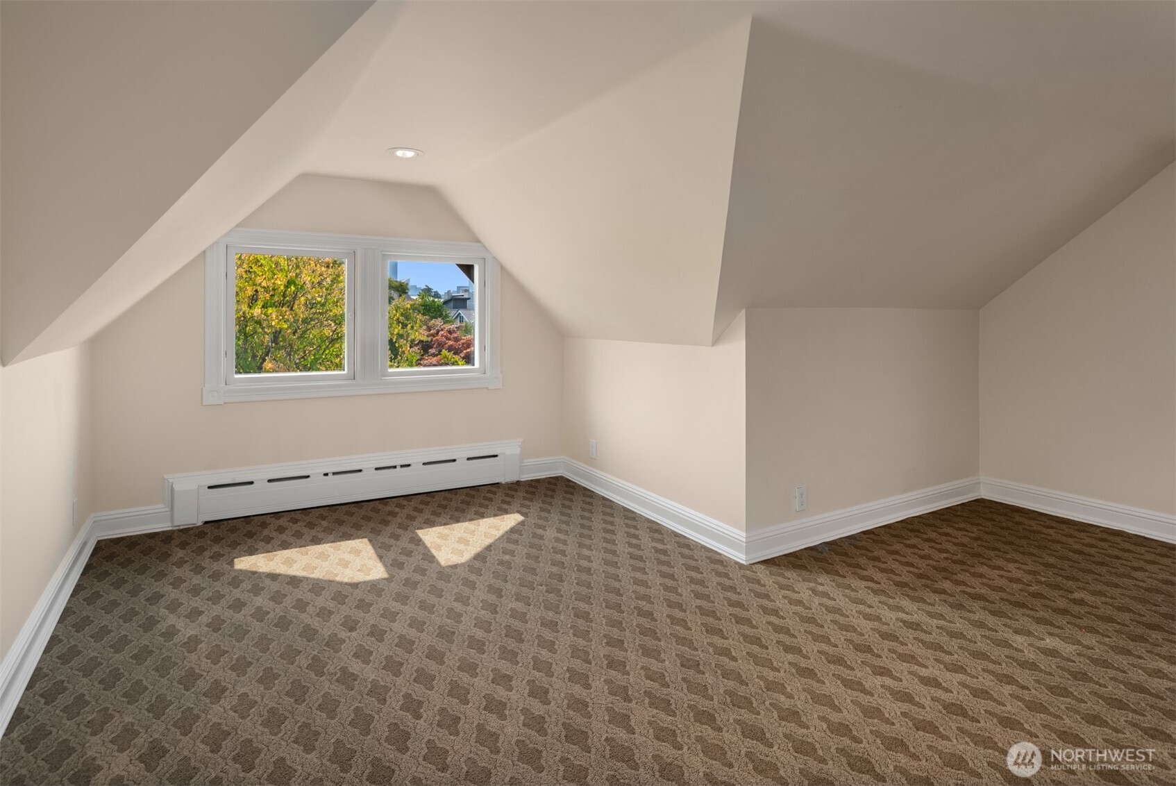 718 E Aloha Street Seattle WA 98102