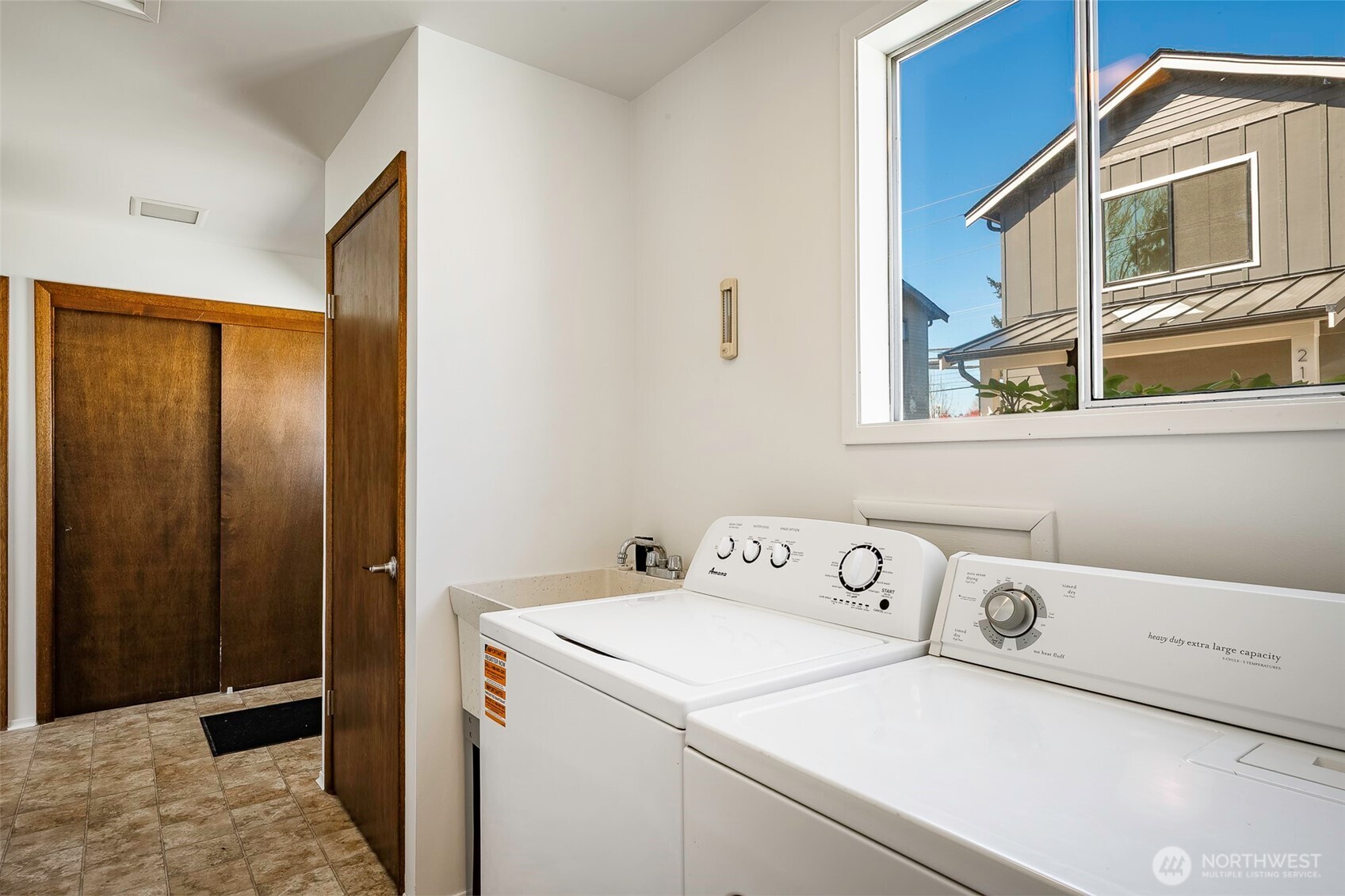 215 E Front Street Lynden WA 98264