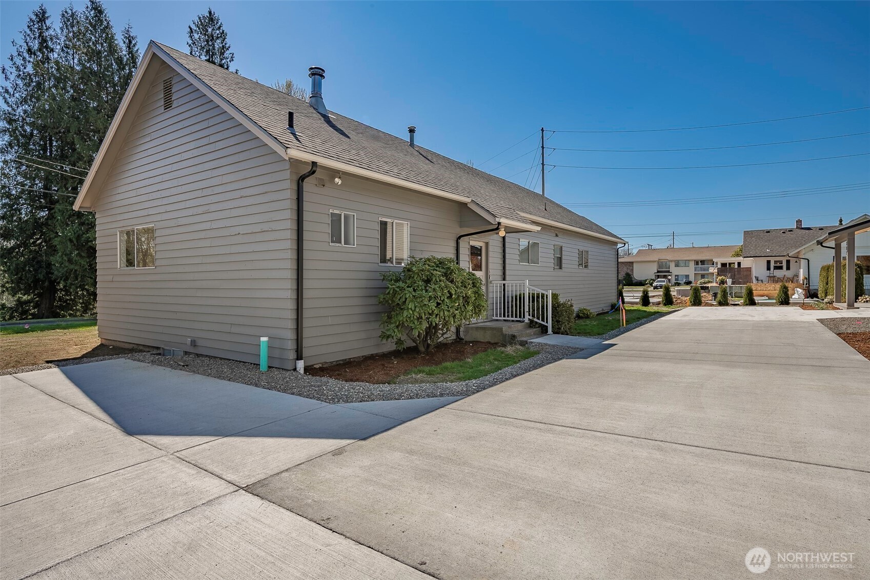 215 E Front Street Lynden WA 98264