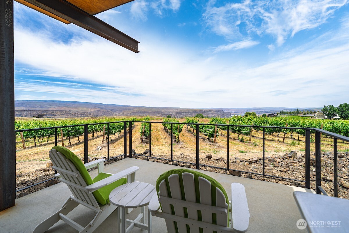 23648 Cliffe Pointe Road NW Quincy WA 98848