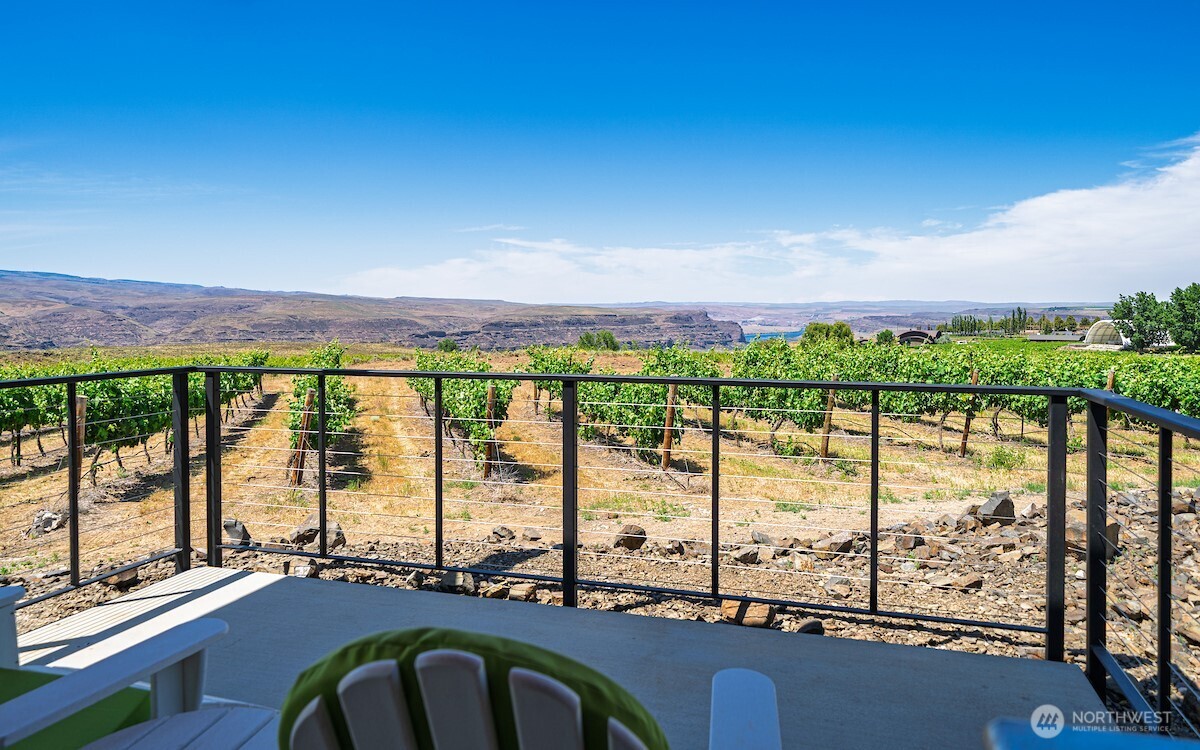 23648 Cliffe Pointe Road NW Quincy WA 98848