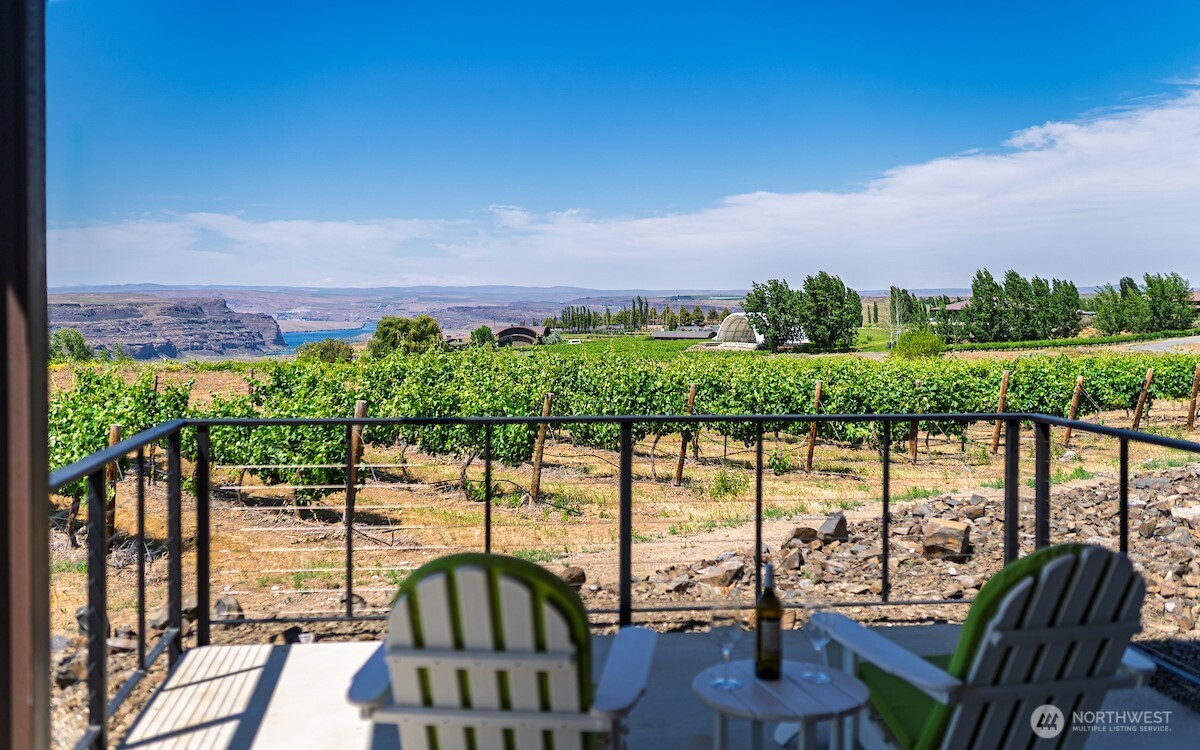 23648 Cliffe Pointe Road NW Quincy WA 98848