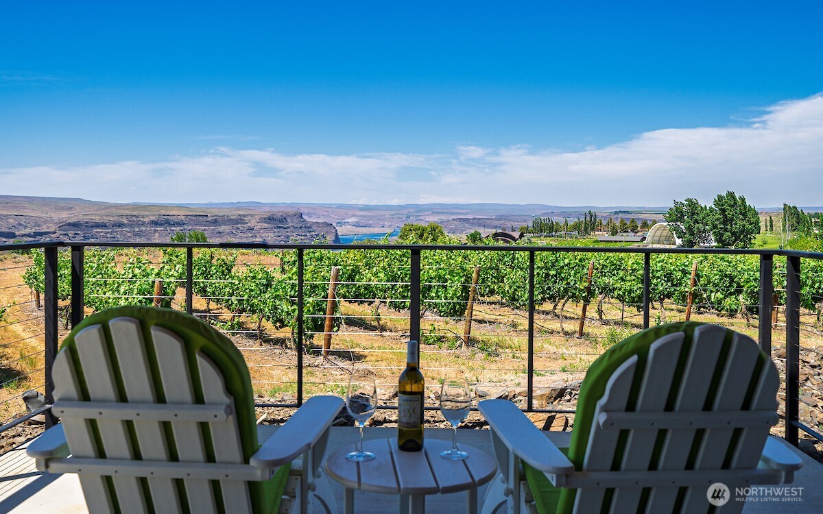23648 Cliffe Pointe Road NW Quincy WA 98848