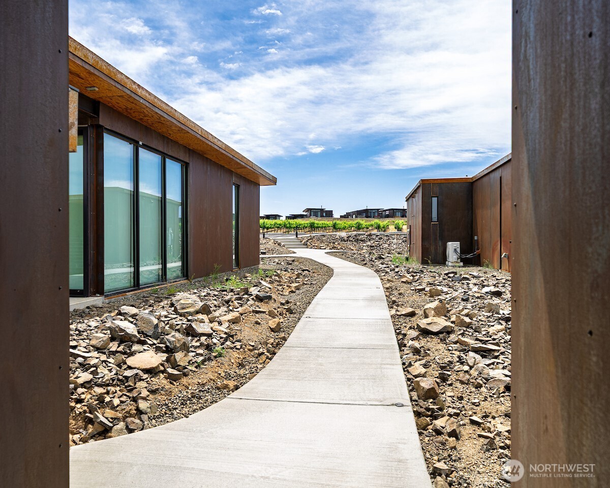 23648 Cliffe Pointe Road NW Quincy WA 98848