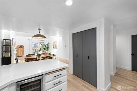 12303 SE 60th Street Bellevue WA 98006