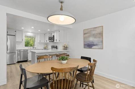 12303 SE 60th Street Bellevue WA 98006