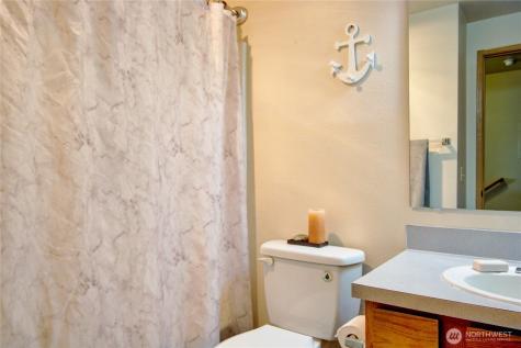 811 S Laventure Road Mount Vernon WA 98274