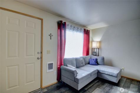 811 S Laventure Road Mount Vernon WA 98274