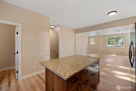 945 NW Heller Street Oak Harbor WA 98277