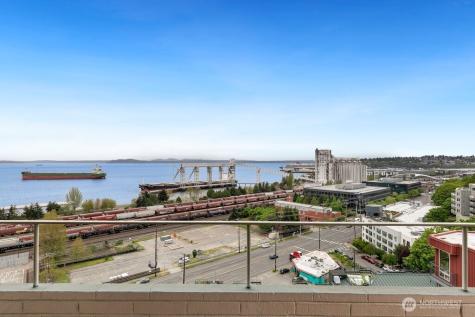521 5th Avenue W Seattle WA 98119