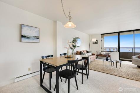 521 5th Avenue W Seattle WA 98119