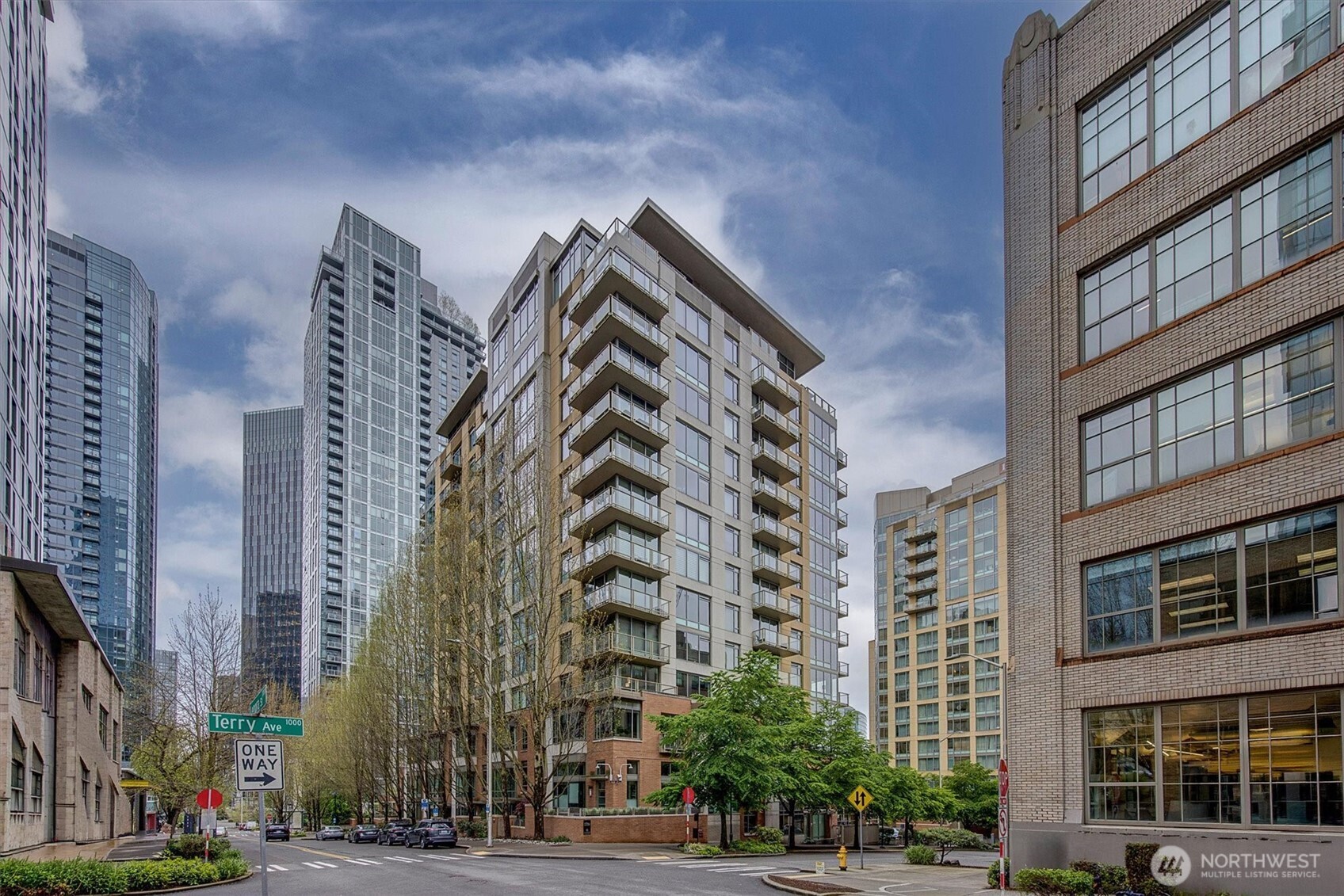 910 Lenora Street Seattle WA 98121