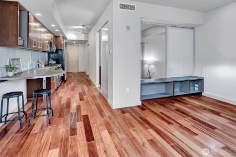 910 Lenora Street Seattle WA 98121