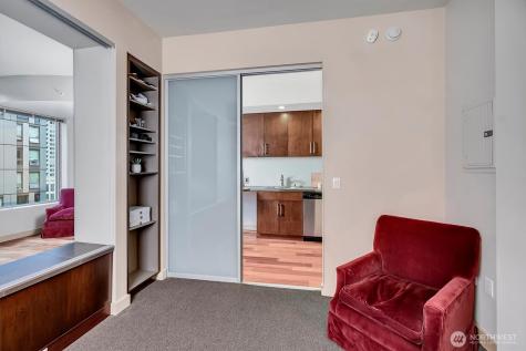 910 Lenora Street Seattle WA 98121