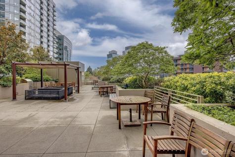 910 Lenora Street Seattle WA 98121