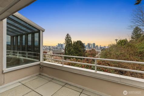 1231 5th Avenue N Seattle WA 98109