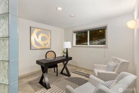 1231 5th Avenue N Seattle WA 98109