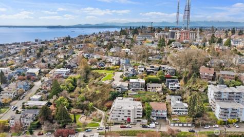 1231 5th Avenue N Seattle WA 98109