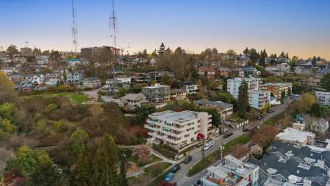 1231 5th Avenue N Seattle WA 98109
