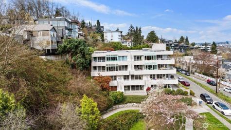 1231 5th Avenue N Seattle WA 98109