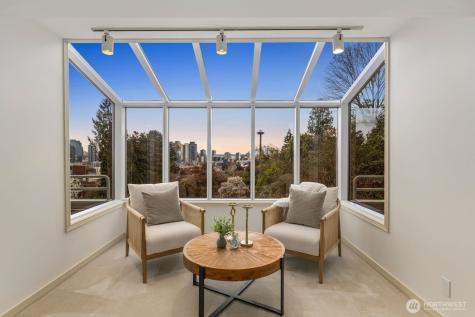 1231 5th Avenue N Seattle WA 98109