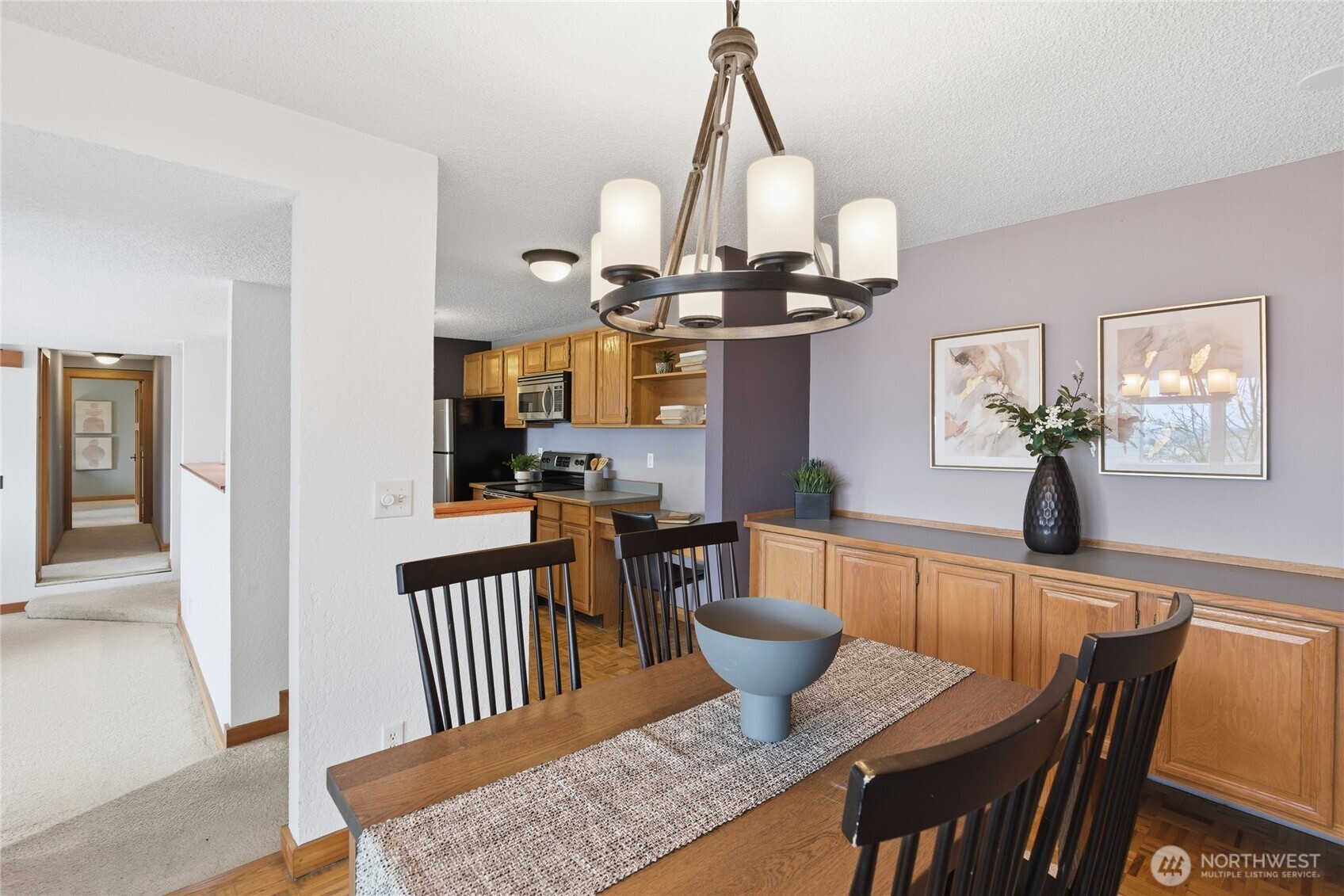 2500 W Manor Place Seattle WA 98199