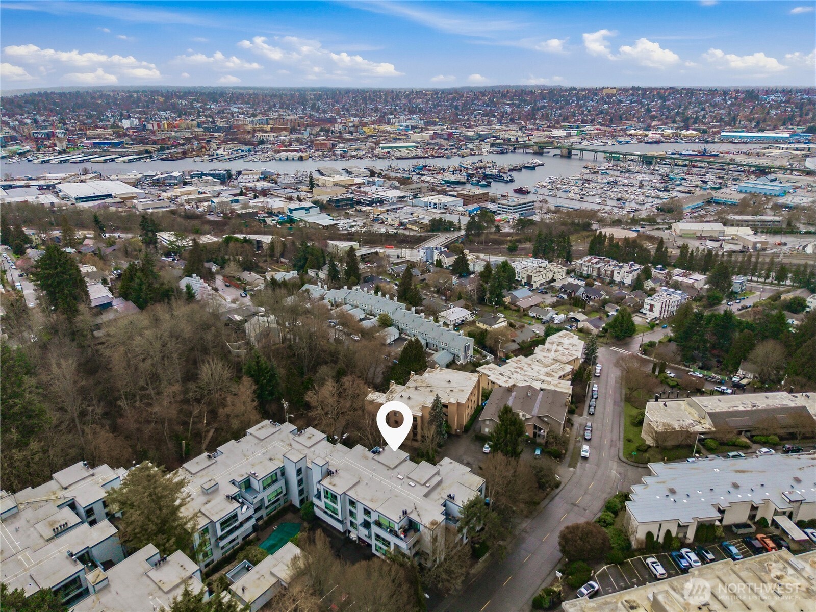 2500 W Manor Place Seattle WA 98199