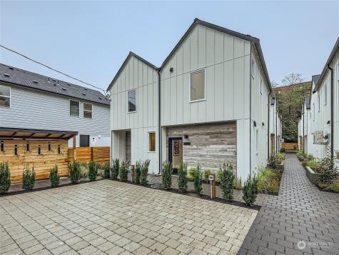 10352 Wallingford Seattle WA 98133