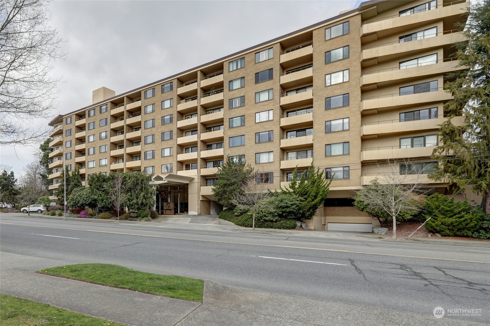 4545 Sand Point Way Ne Seattle WA 98015