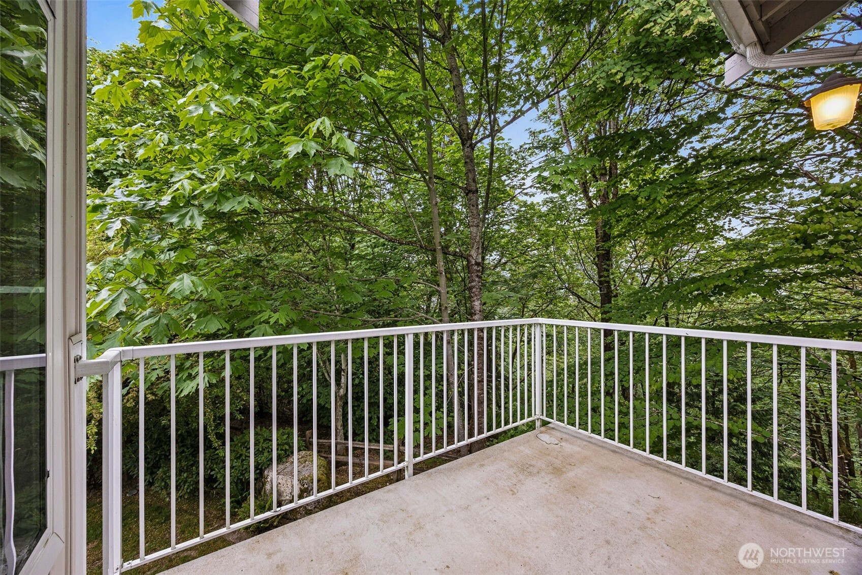21048 40th Place S Seatac WA 98198
