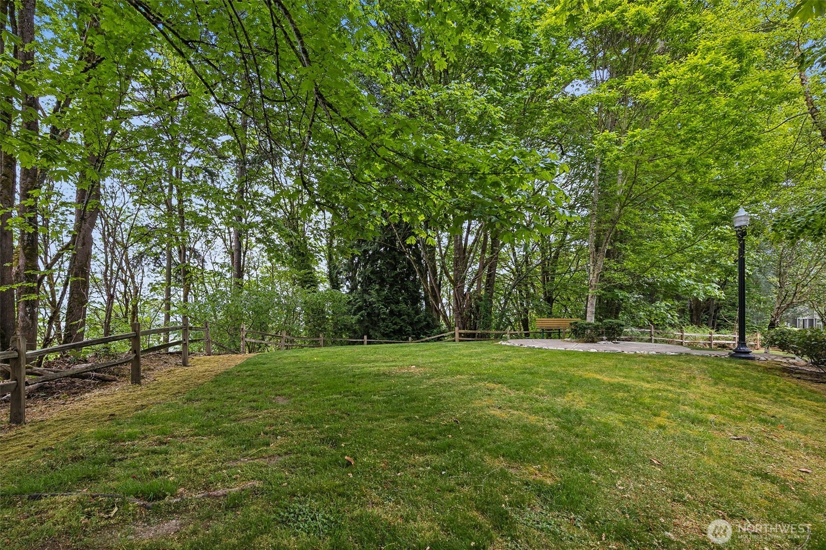 21048 40th Place S Seatac WA 98198