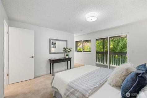 5533 Bridgeport Way W University Place WA 98467