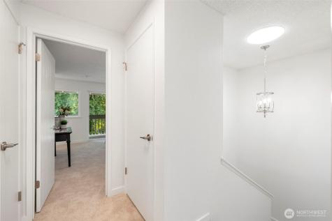 5533 Bridgeport Way W University Place WA 98467