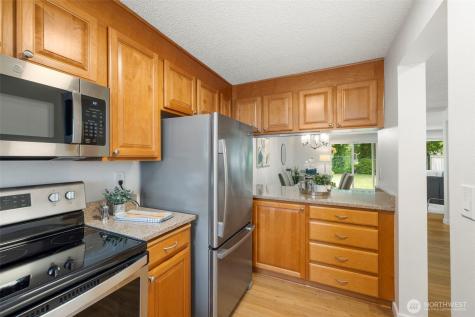 5533 Bridgeport Way W University Place WA 98467
